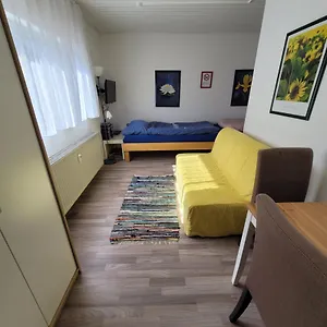 Messezimmer Am Thewissenweg , Düsseldorf Deutschland